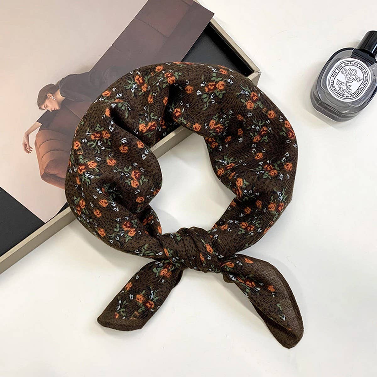 FASHIONABLE SQUARE SCARF FOR ALL-MATCH DECORATION