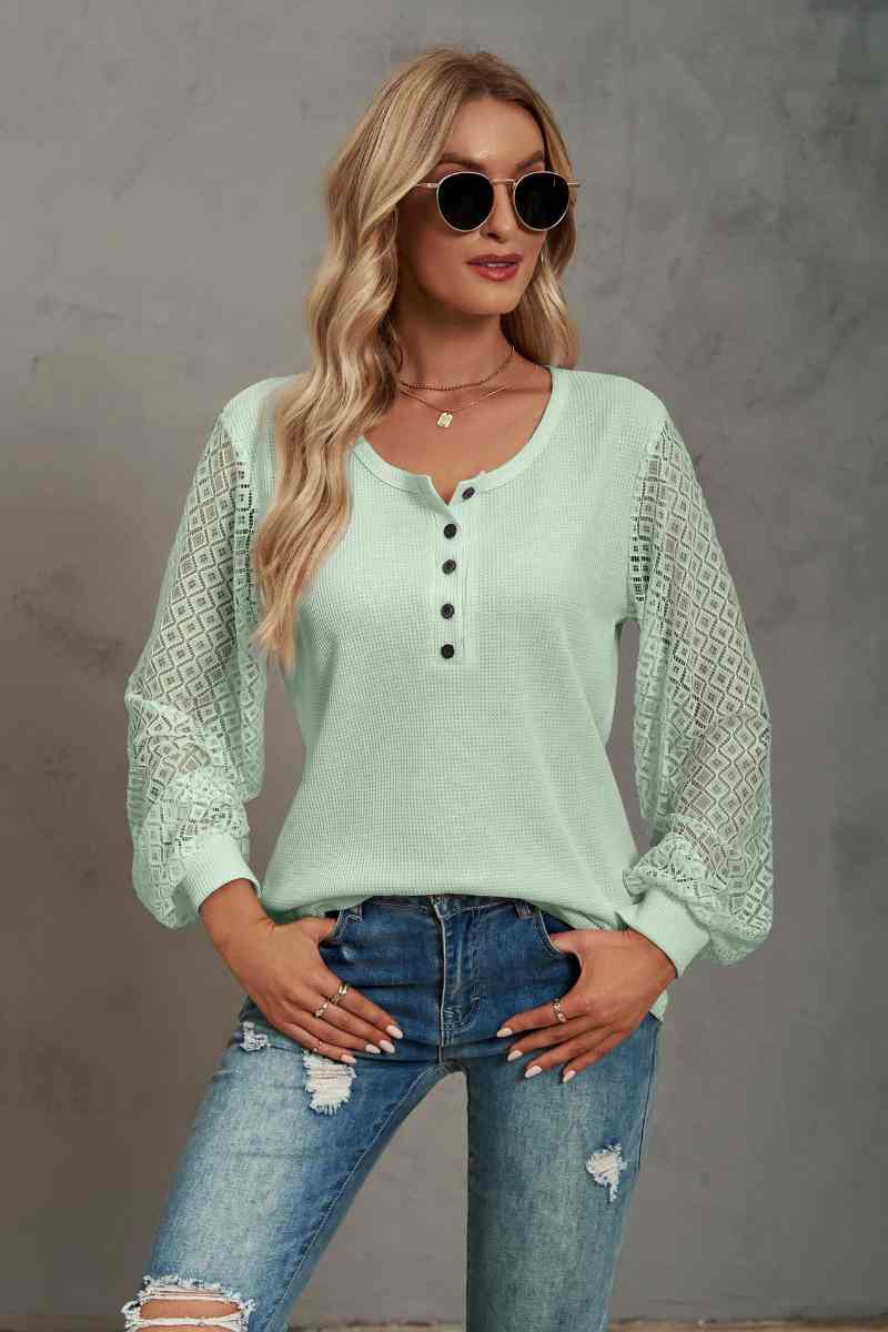 CWTBLL2846_V-NECK BUTTON-LACE PATCHWORK LONG-SLEEVED TOP