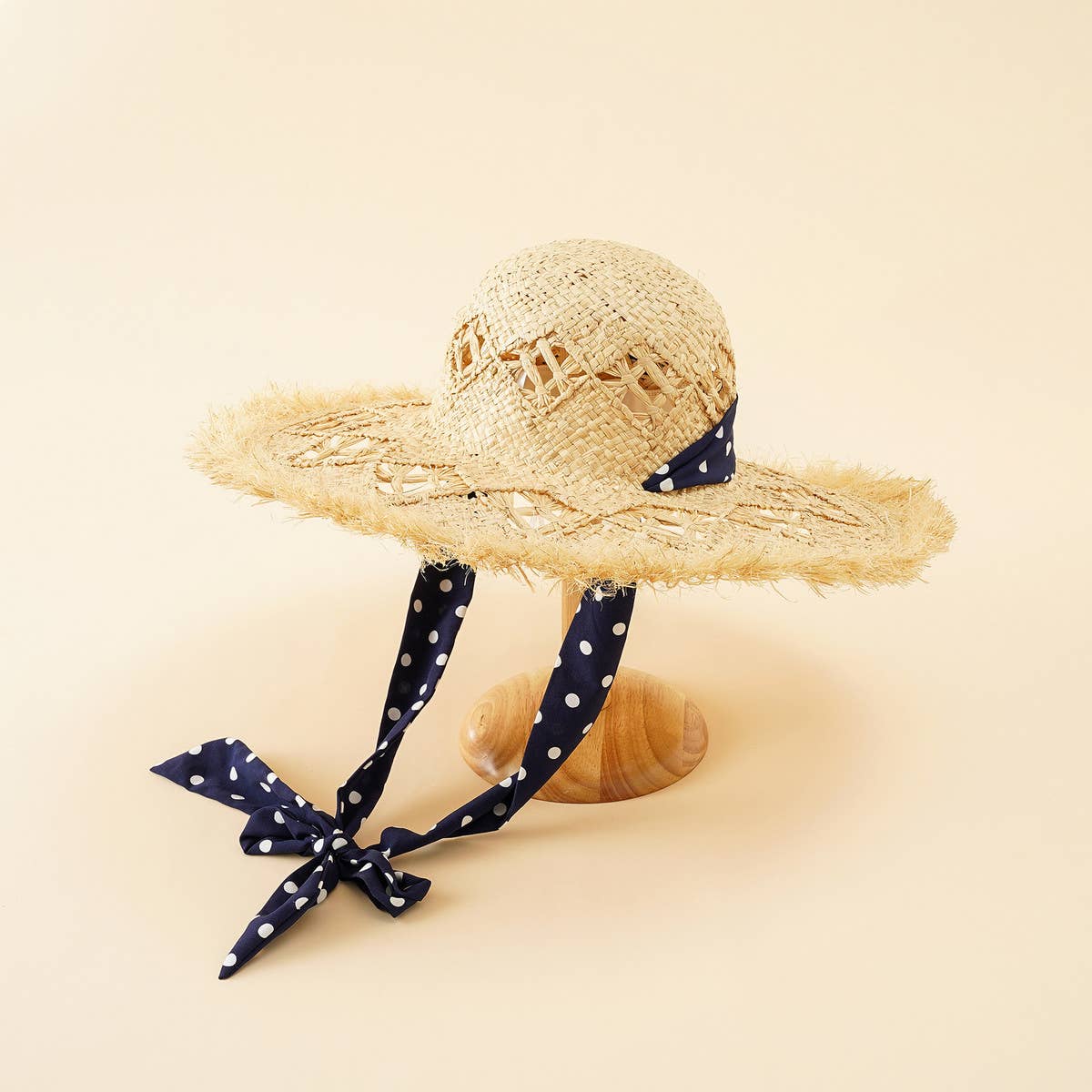 SOLID COLOR SPOTTED STRAP SUN HAT_CWAH1437