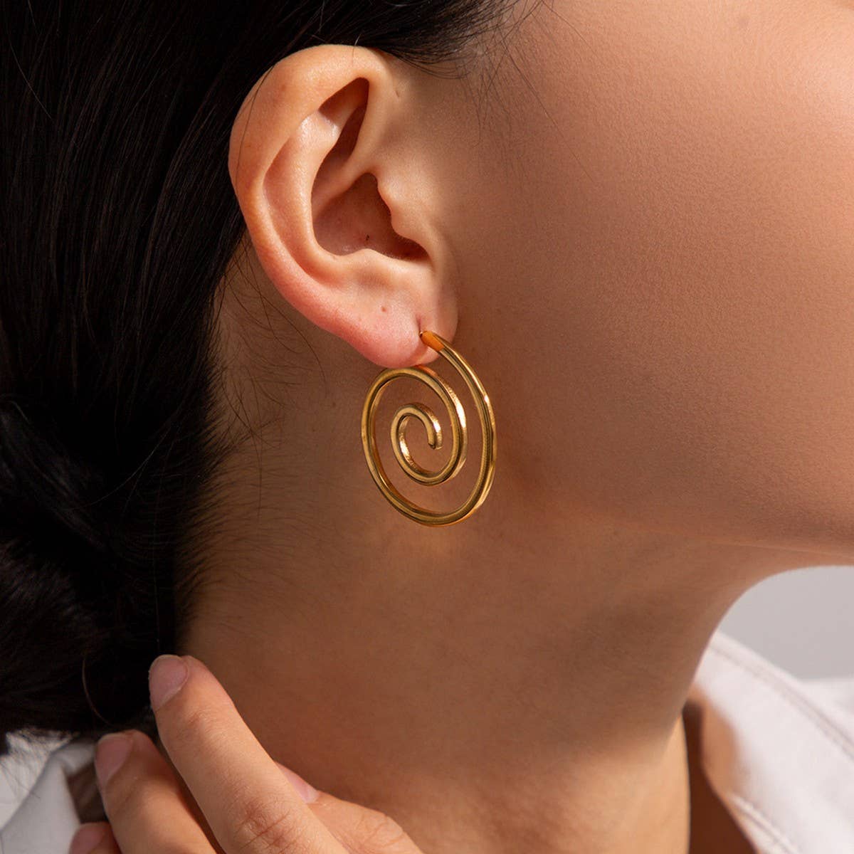 PERSONALIZED BEAT SPIRAL HAMMER EARRINGS_CWASC1686