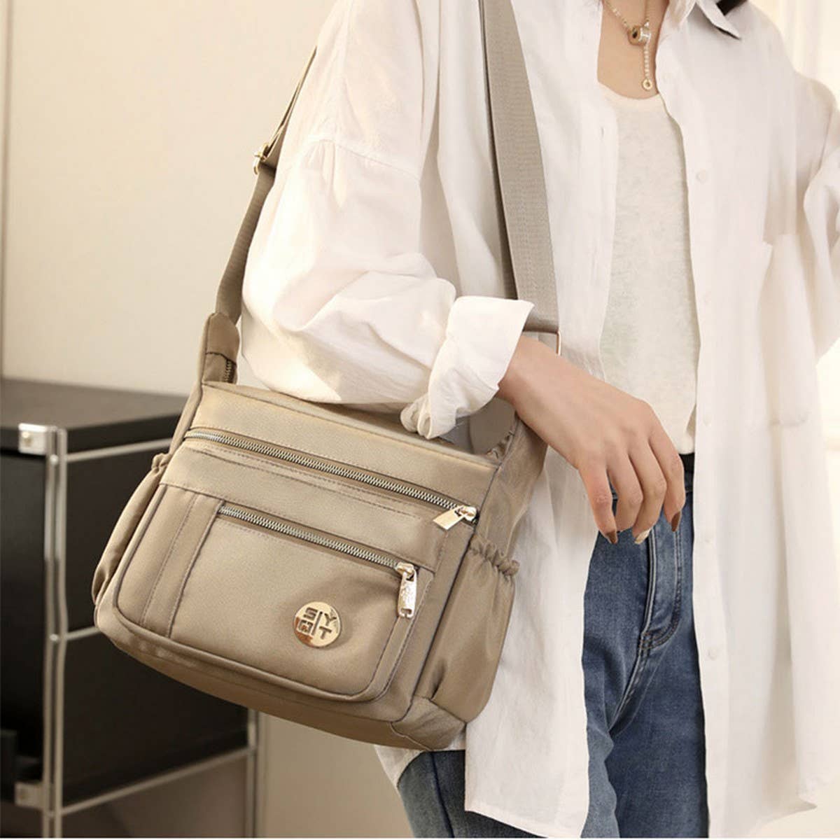 LARGE CAPACITY NYLON SHOULDER CROSSBODY BAG