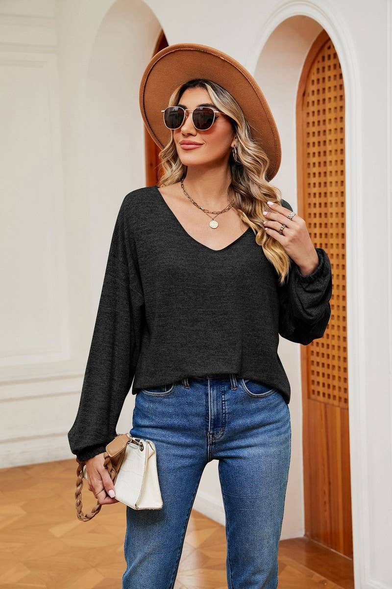 CWTBLL2402_SOLID COLOR V-NECK LONG-SLEEVED CROPPED TOP