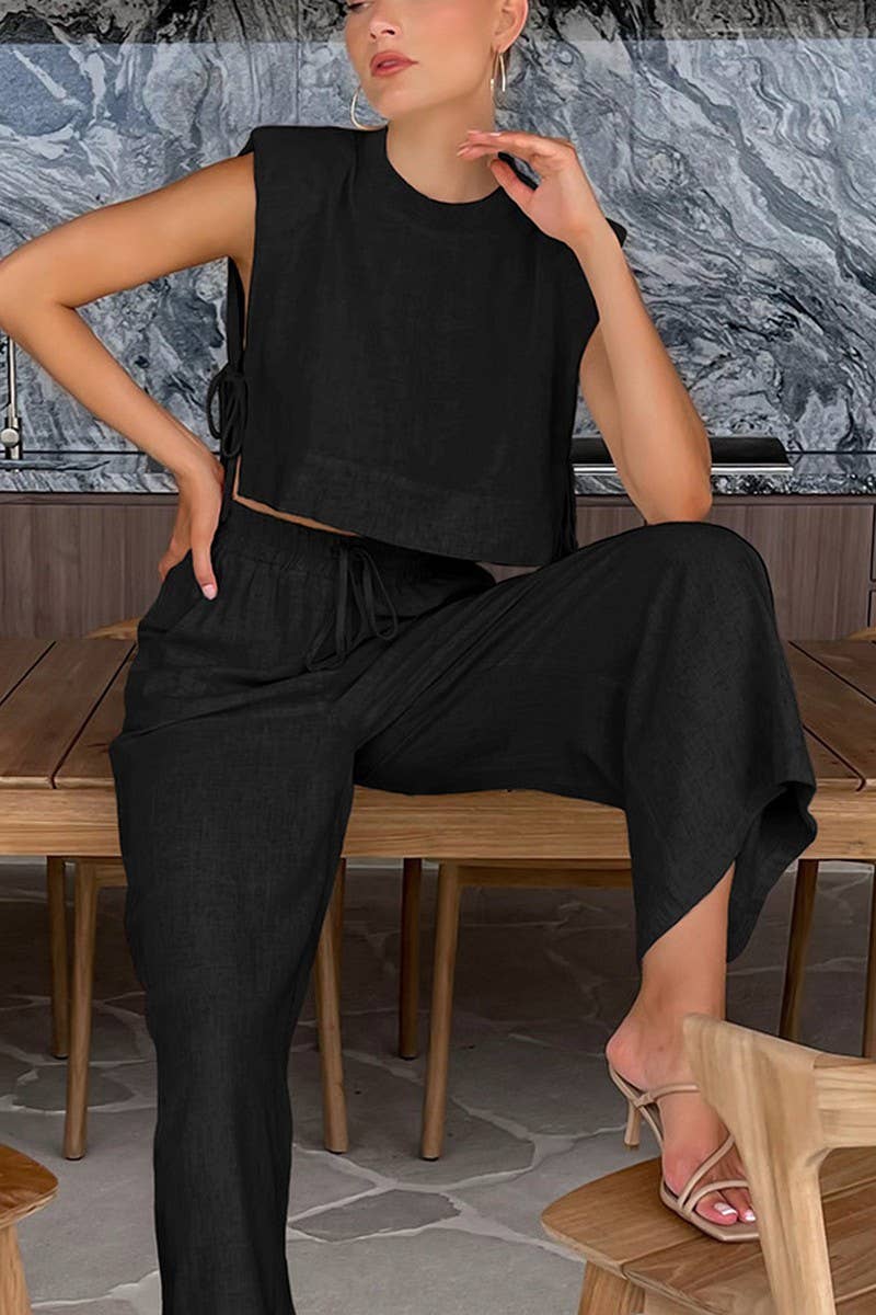 CWSTB2046_SLEEVELESS PADDED SHOULDER TOP AND PANTS SET