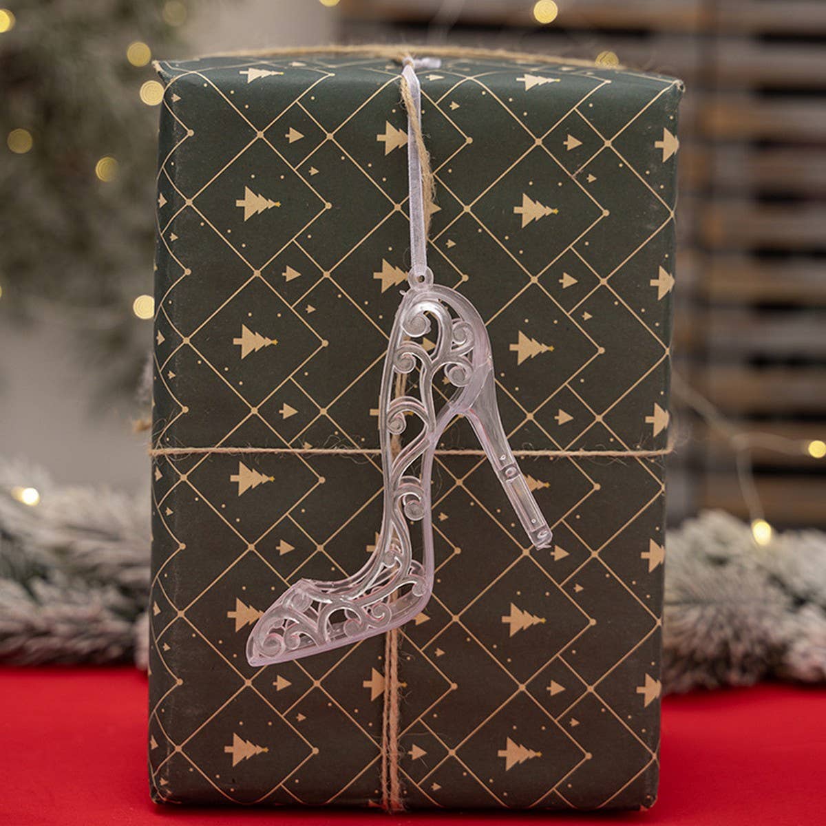 CWMM10180_CLEAR REINDEER AND HIGH HEEL XMAS ORNAMENTS