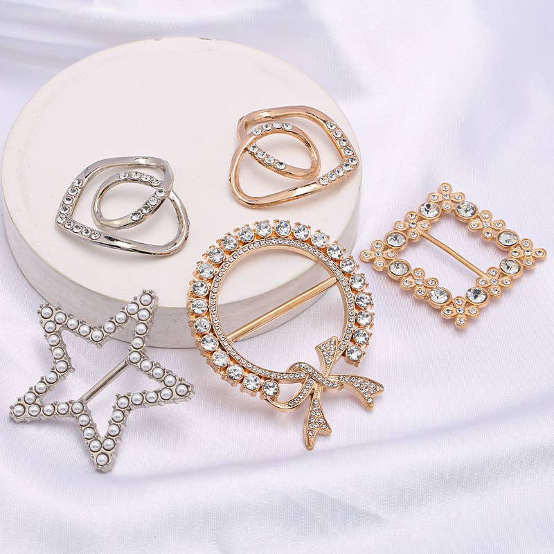 METAL PEARL WITH DIAMOND SCARF RING WITH LUSTER