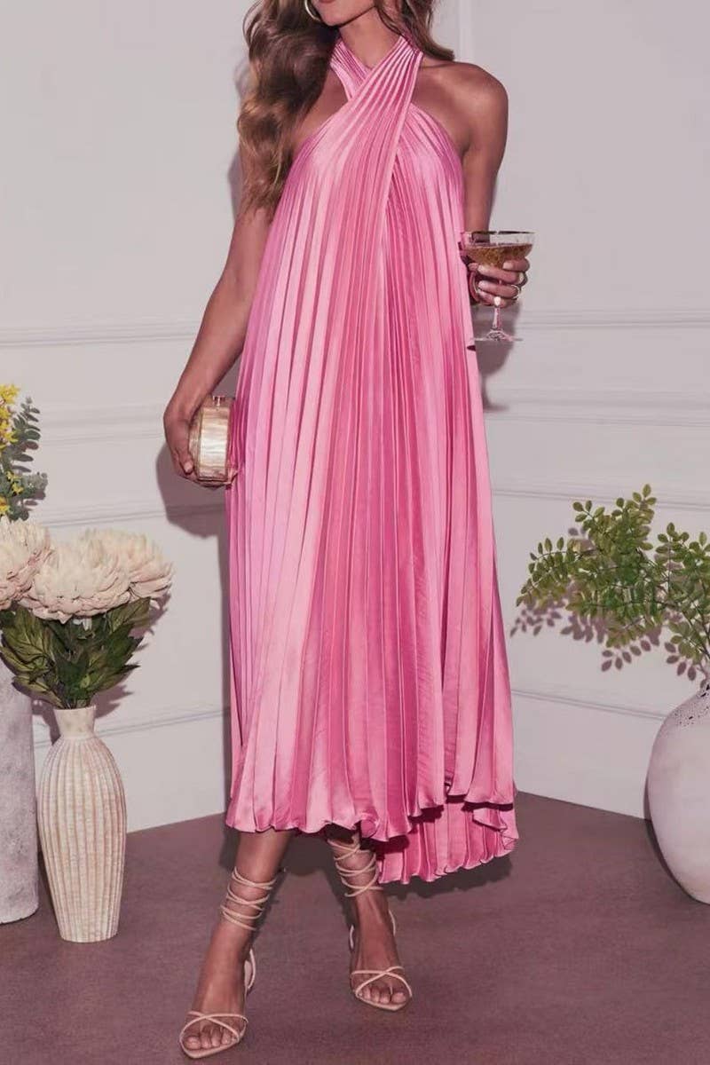 CWDHL1034_SOLID HALTER PLEATED BACKLESS SEXY DRESS