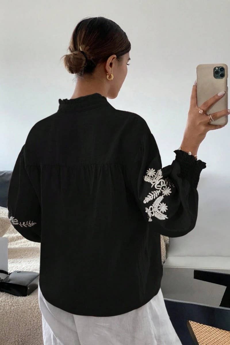 CWTBLL3998_EMBROIDERED FLORAL BUTTON FRONT CARDIGAN SHIRT