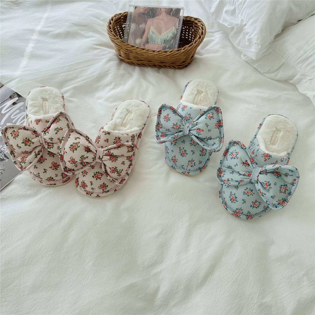 BOWKNOT WINTER PLUSH OPEN-TOED HOME SLIPPERS_CWMM2975