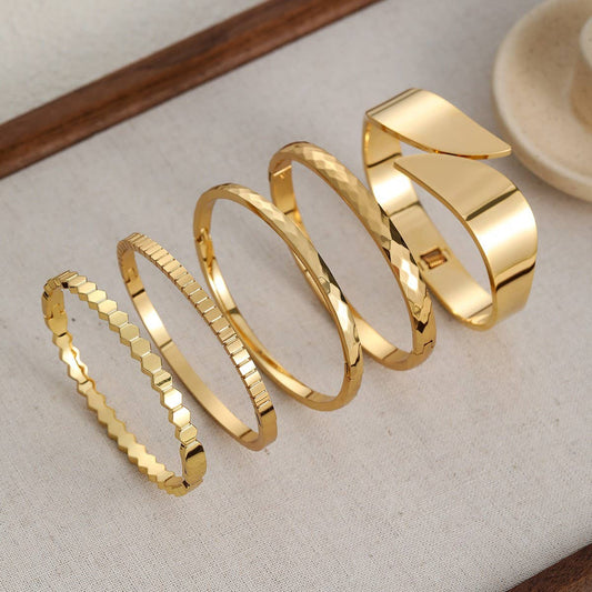 18K GOLD PLATED DIAMOND BRACELET GOLD RETROSTACKING_CWMM3724