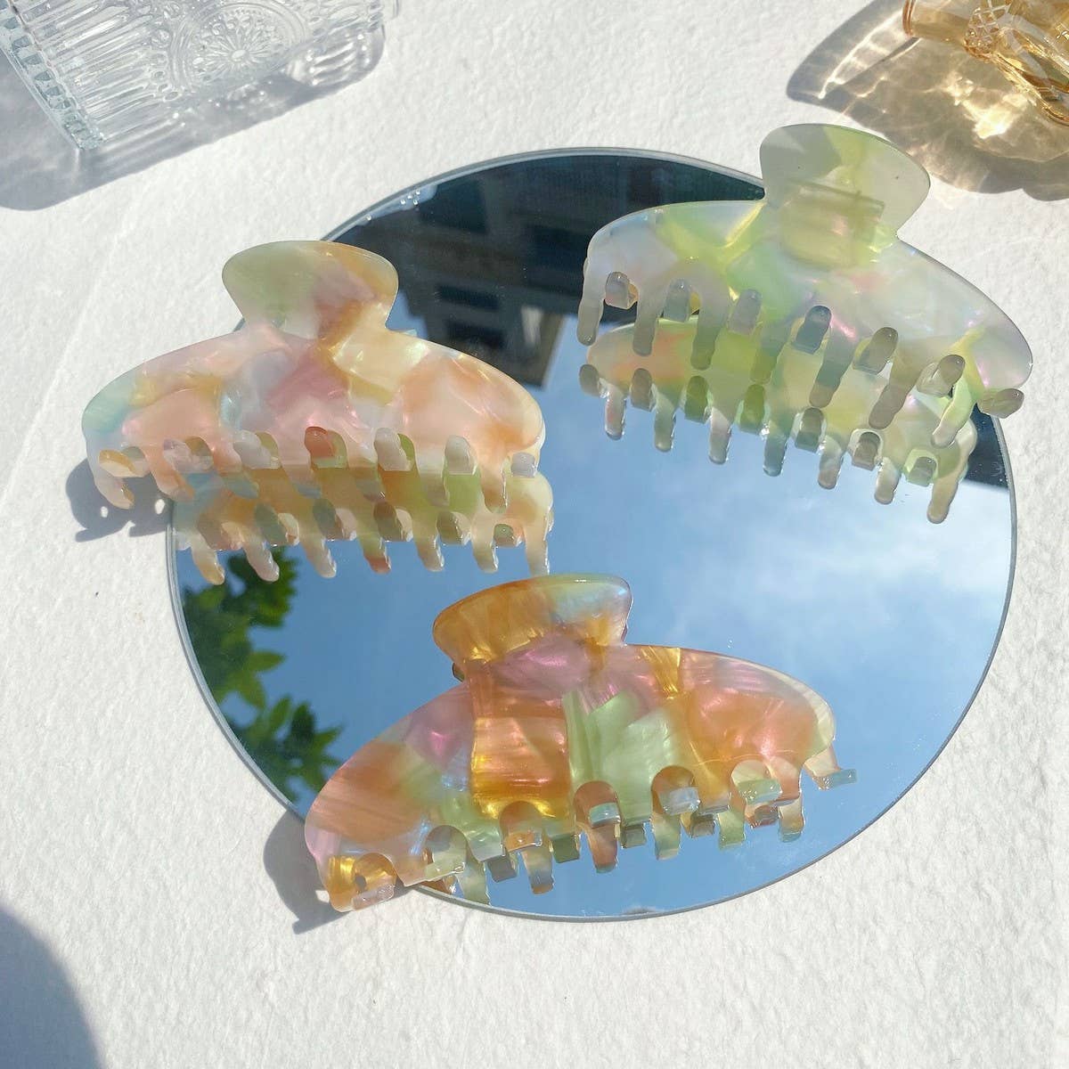 CWAHA1564_SUMMER BRIGHT TRANSPARENT HAIR CLAW CLIP