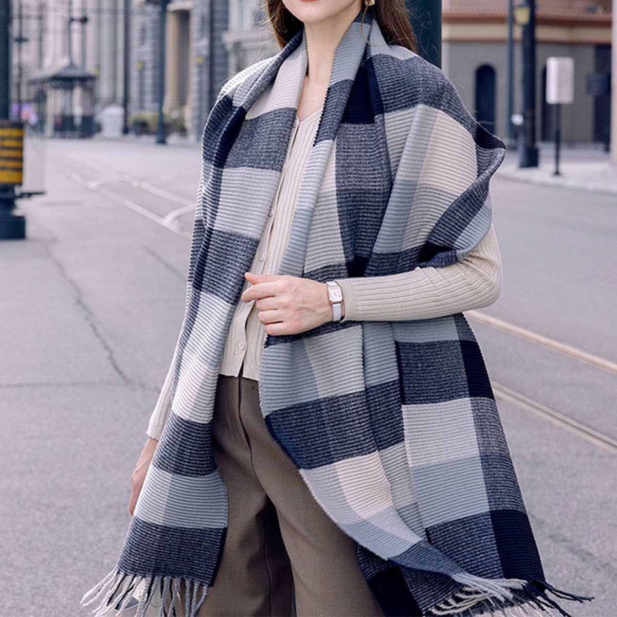 Crinkle Plaid Winter Scarf ? Unisex Soft Wrap