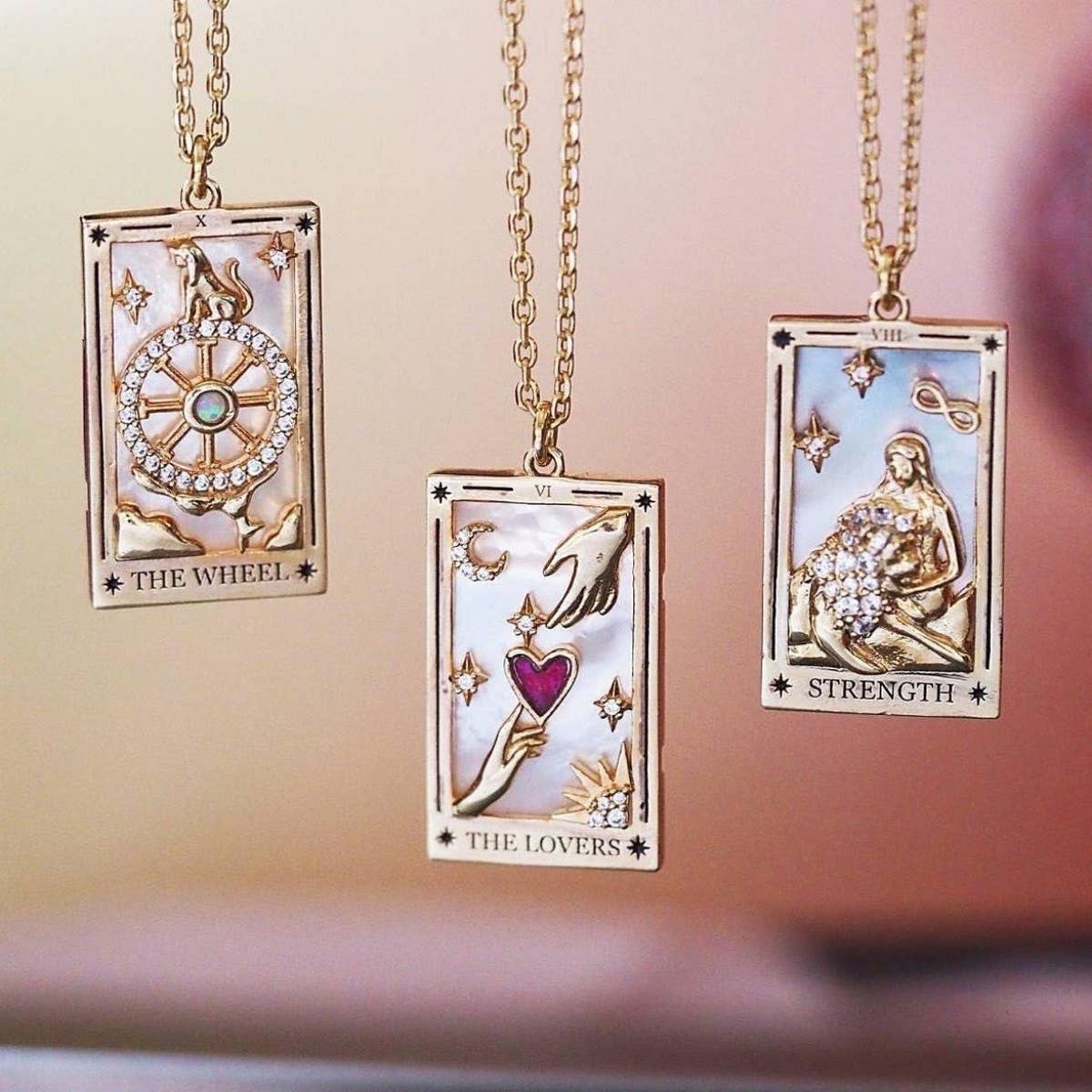 WOMEN'S PERSONALIZED VINTAGE TAROT NECKLACE