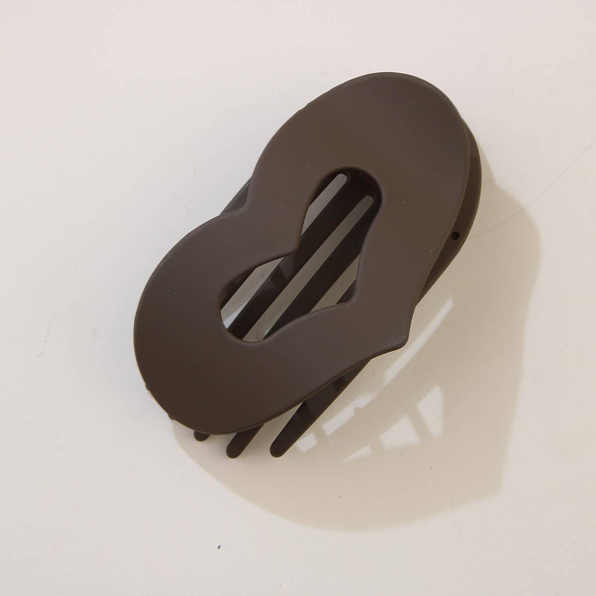 CWAHA07406_HEART DUCKBILL HAIR CLIP FOR WOMEN