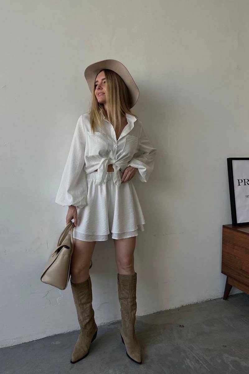 CWSTB1359_LONG-SLEEVED TOP AND RUFFLED SHORTS SET