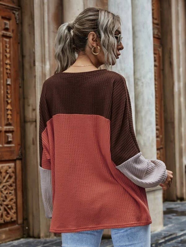COLOR CONTRAST PATCHWORK LONG-SLEEVED CASUAL TOP