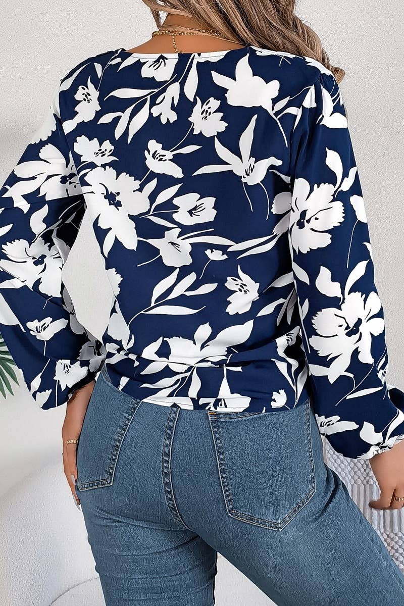 CWTDSL0117_V-NECK FLORAL LONG-SLEEVED LACE-UP TOP