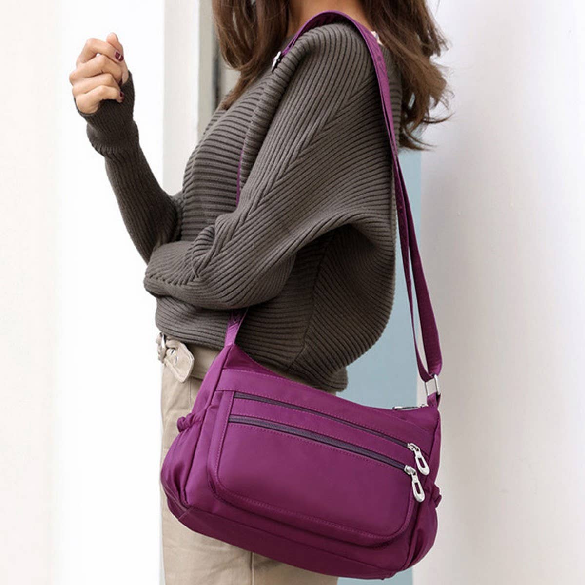 NYLON WATER-REPELLENT CROSSBODY SHOULDER BAG_CWASC1744