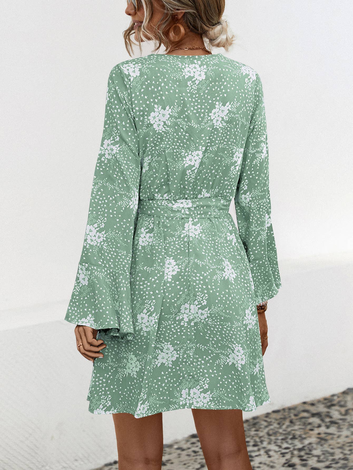 Flared sleeve V-neck printed long-sleeved dress
