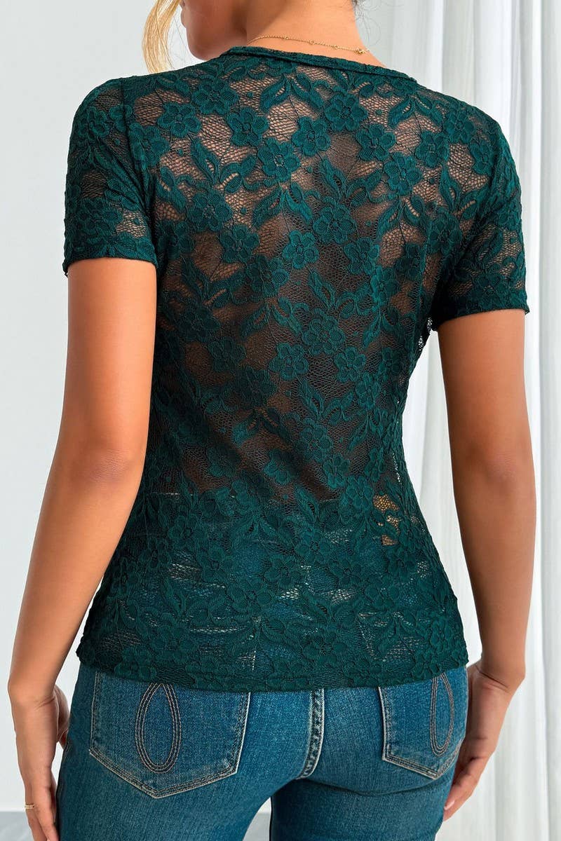 CWTBLS2121_SOLID SLIM FIT V-NECK LACE SHORT SLEEVE TOP