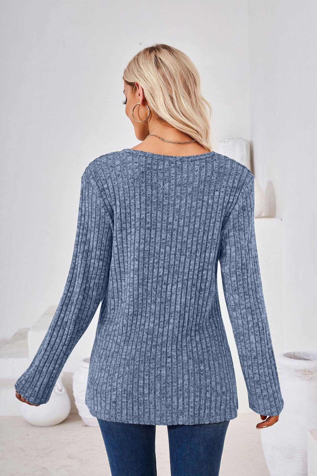 CREW-NECK BUTTON-UP LONG-SLEEVED LOOSE T-SHIRT