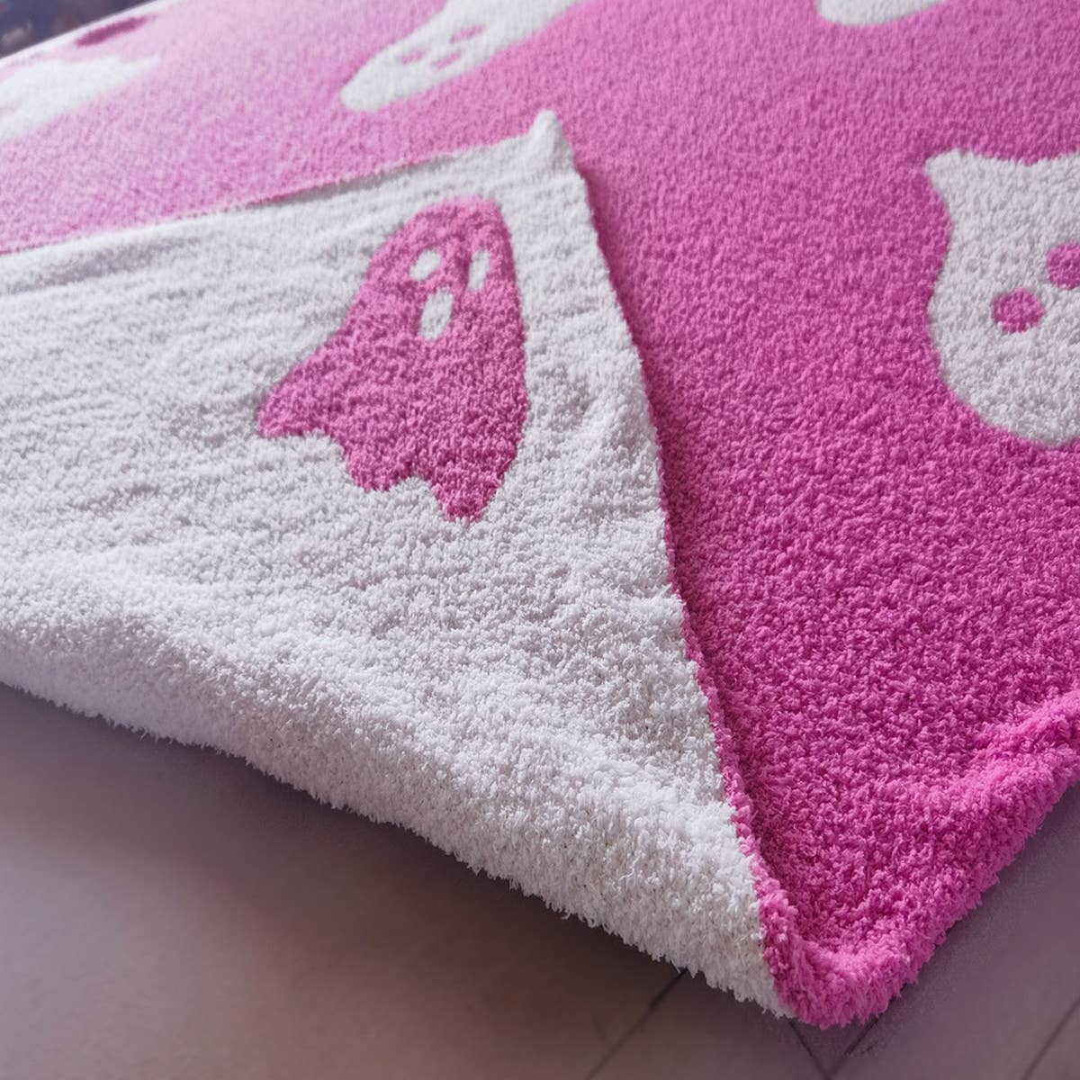 GHOST KNITTED JACQUARD BLANKET COVER BLANKET