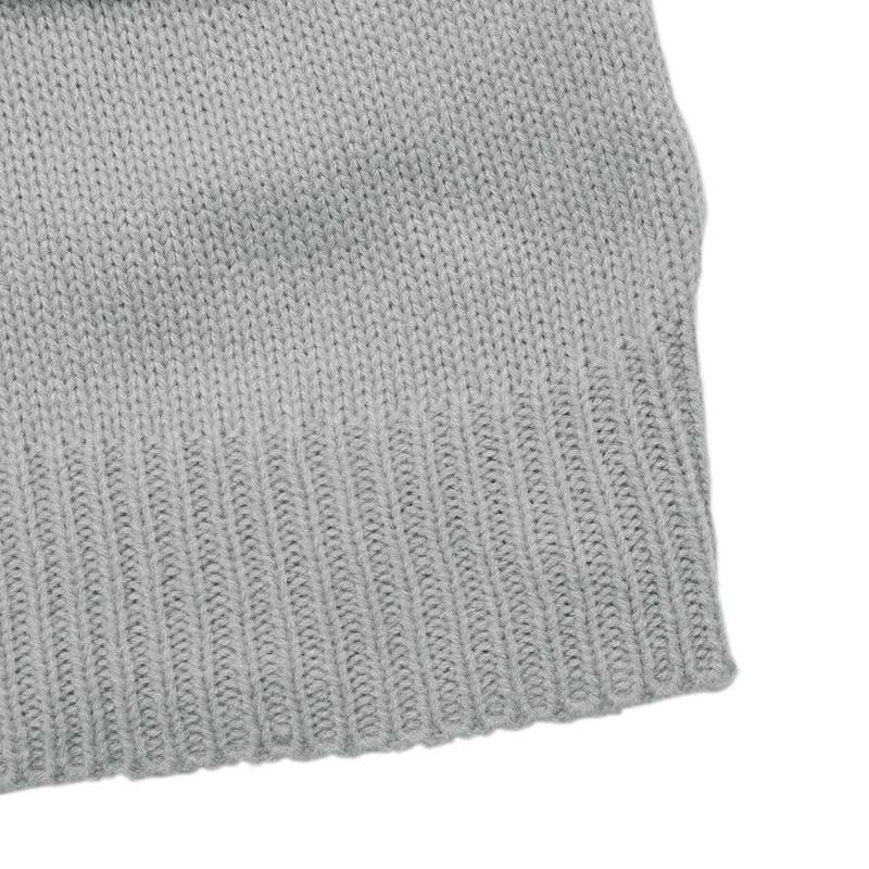 Casual style loose V-neck solid color sweater