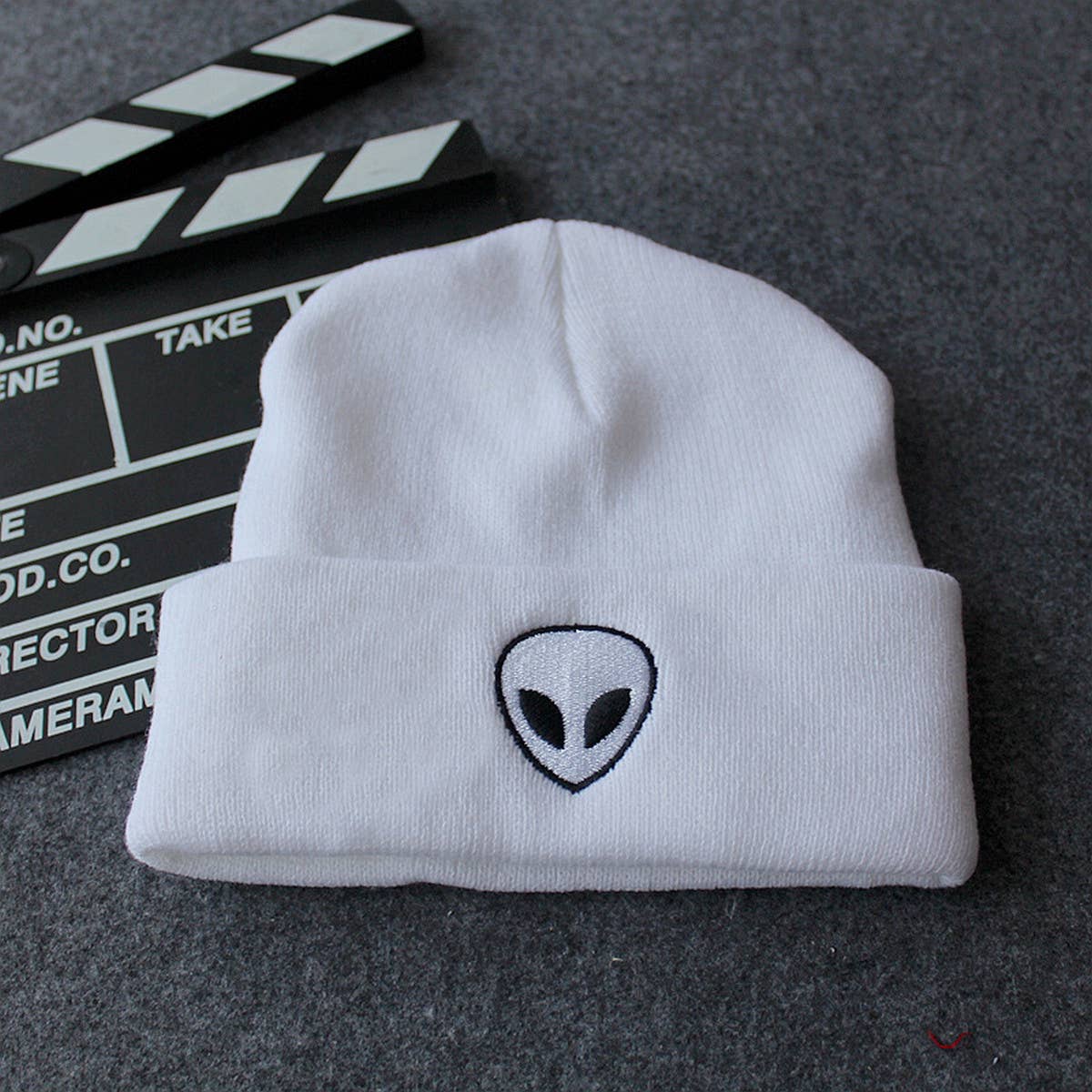 2024 NEW ALIEN SKULL KNITTED HAT_CWAH1620