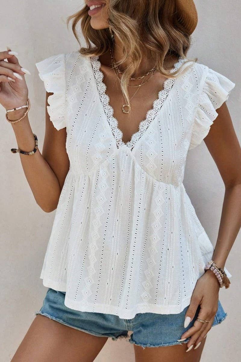 CWTBLSL0964_EYELET V-NECK RUFFLE SLEEVE LACE TRIM TEE
