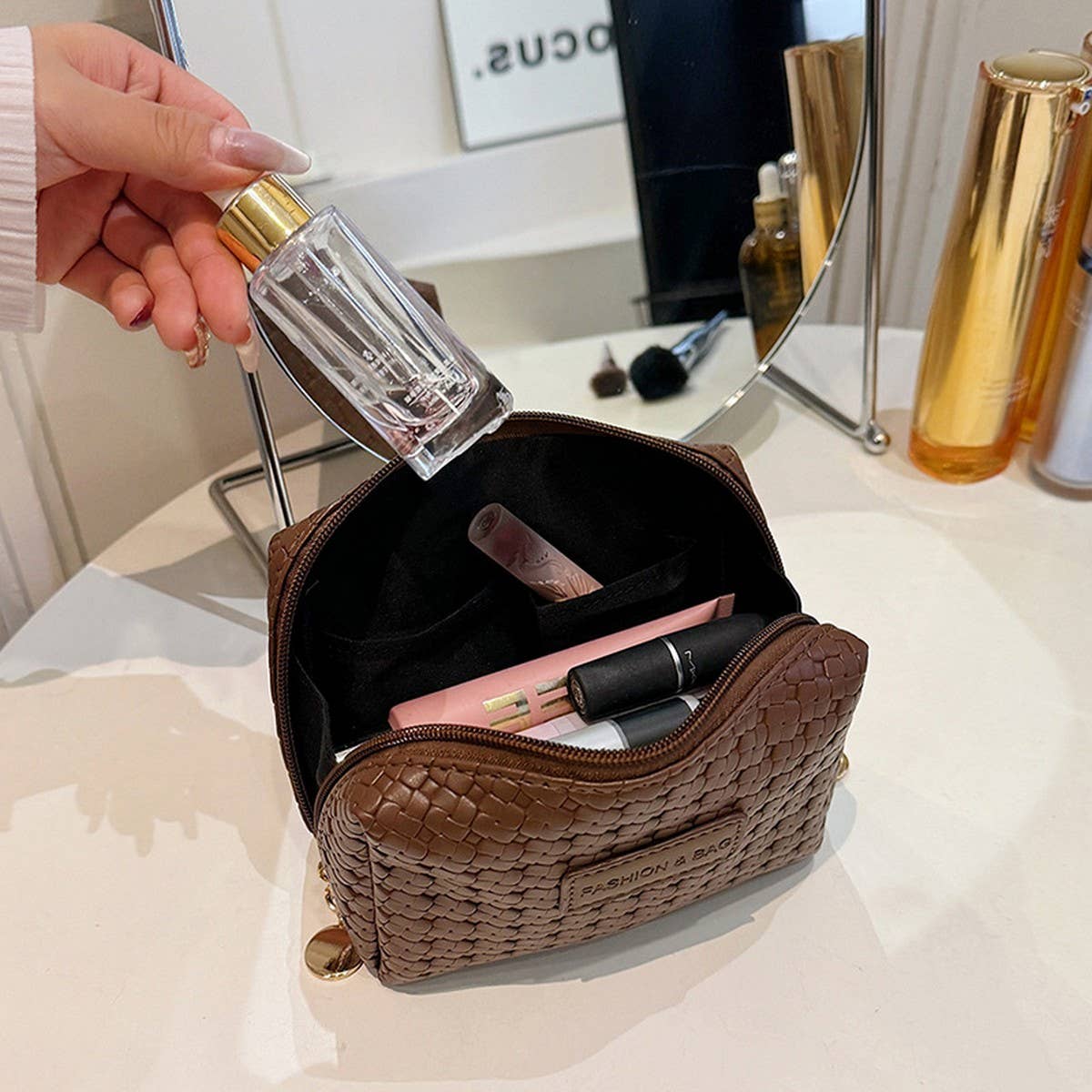 PORTABLE WOVEN PATTERN HIGH-END COSMETIC BAG_CWAB4402