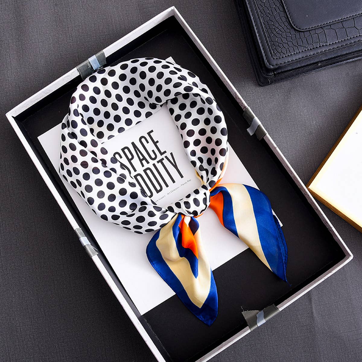 CWASC2407_CONTRAST COLOR POLKA DOT TRENDY RETRO SCARF