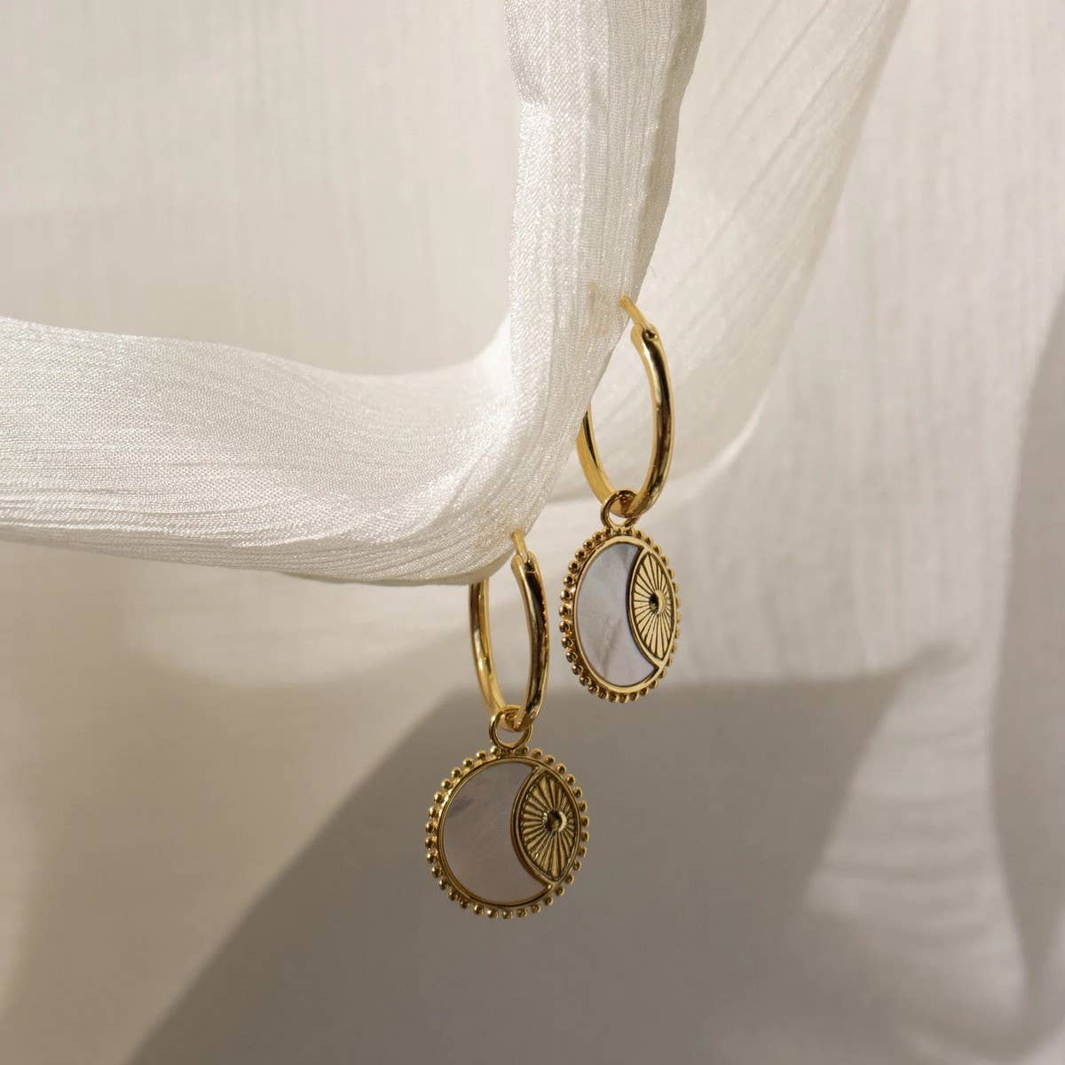 Vintage Delicate Round Sunglass Earrings