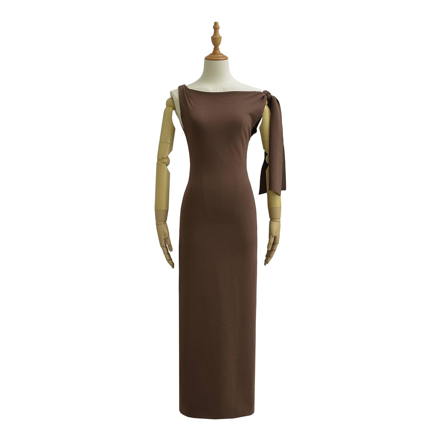 DESIGN DRESS WITH SLOPING SHOULDERS AND STREAMERS