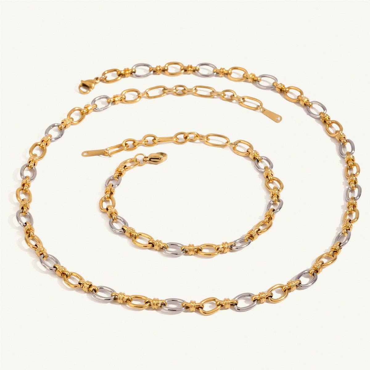 18K Gold Silver Two-Tone Cross Clasp Necklace_CWAJE4860