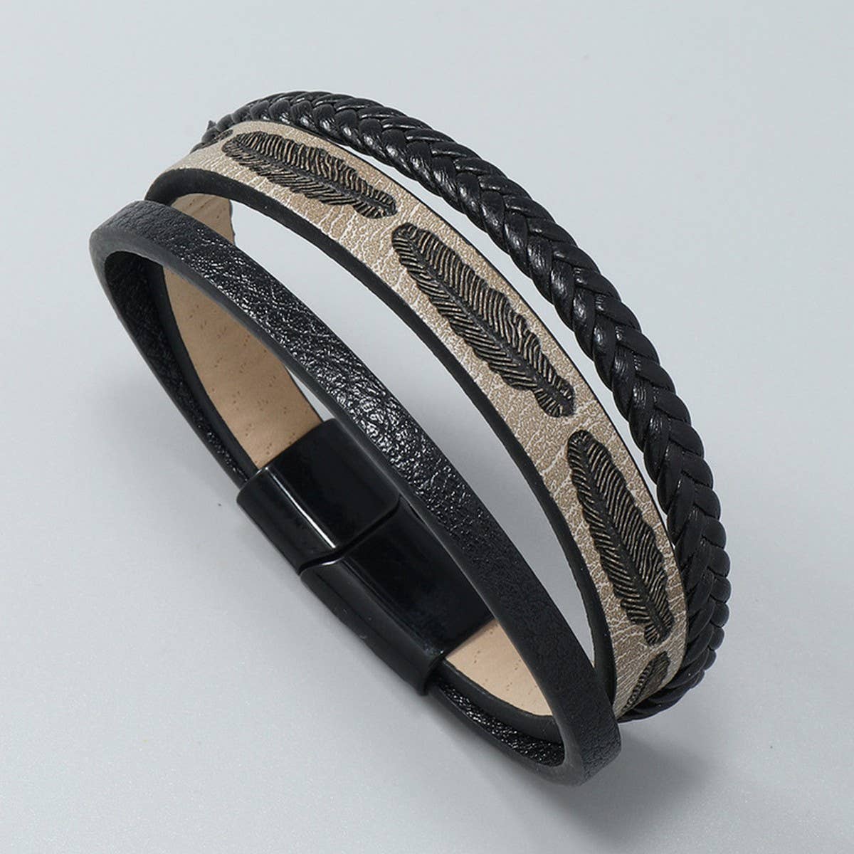 SIMPLE MULTI-LAYERED HAND-WOVEN LEATHER BRACELET_CWMM4527