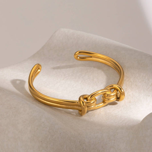 Vintage 18K Gold Double Knot Cross Rope Cuff