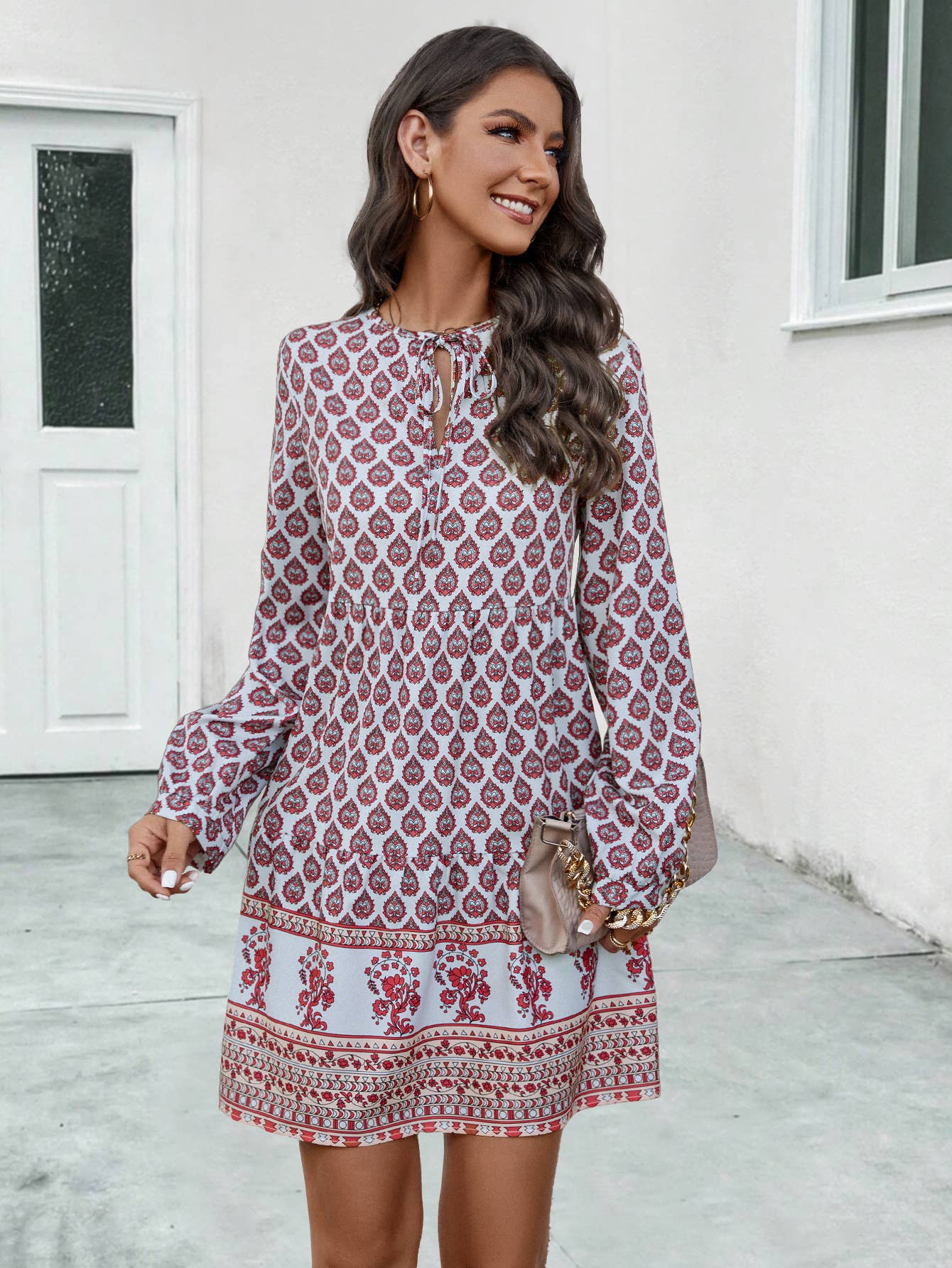 CLAN STYLE POSITIONING PRINT LONG-SLEEVED DRESS