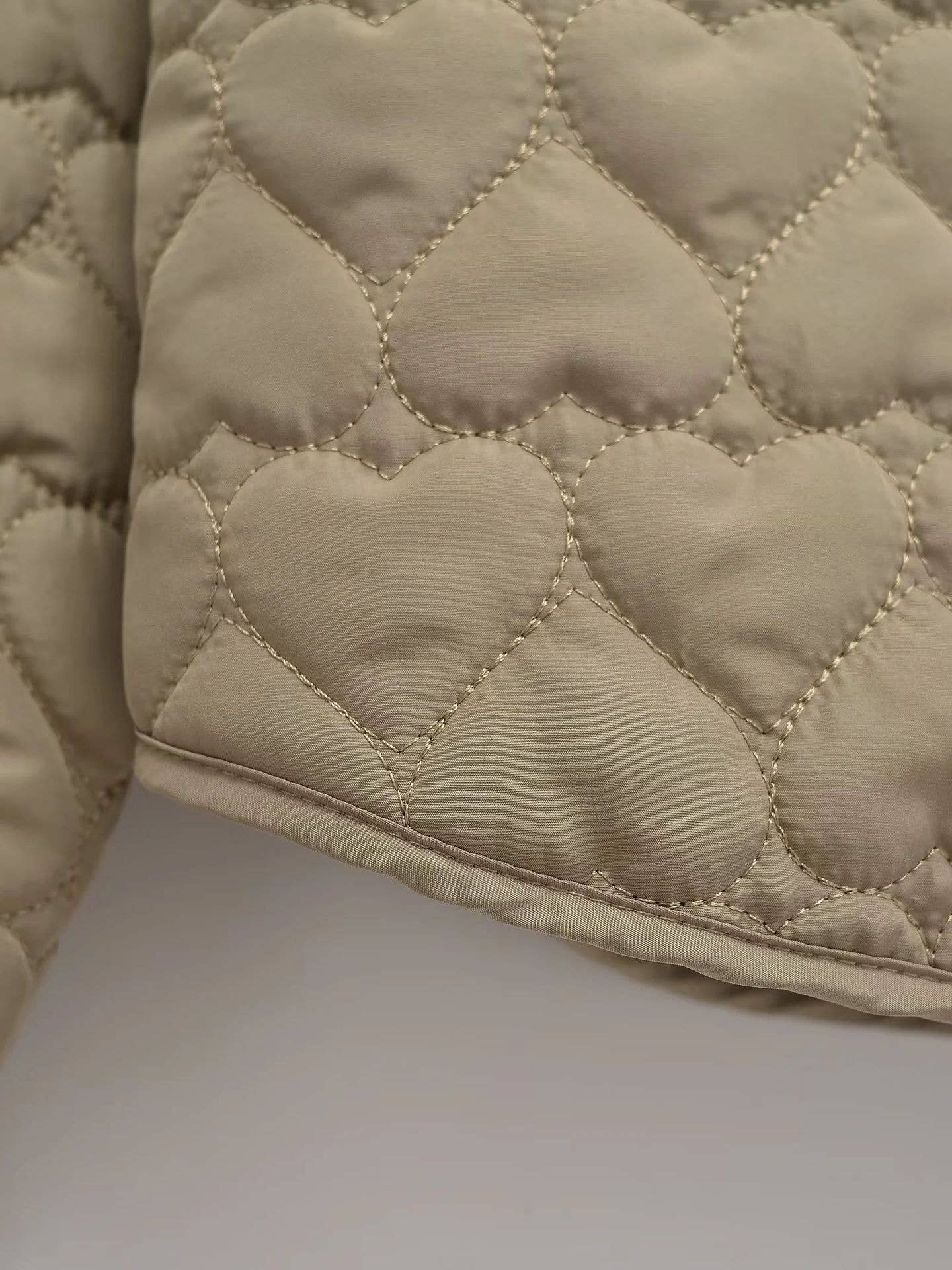Button-down heart-shaped quilted cotton jacket