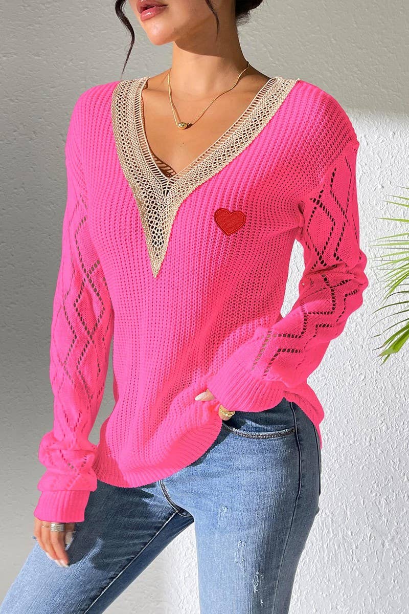 CWTTT00021_WOMEN V-NECK  PATCHWORK HEART KNIT SWEATER