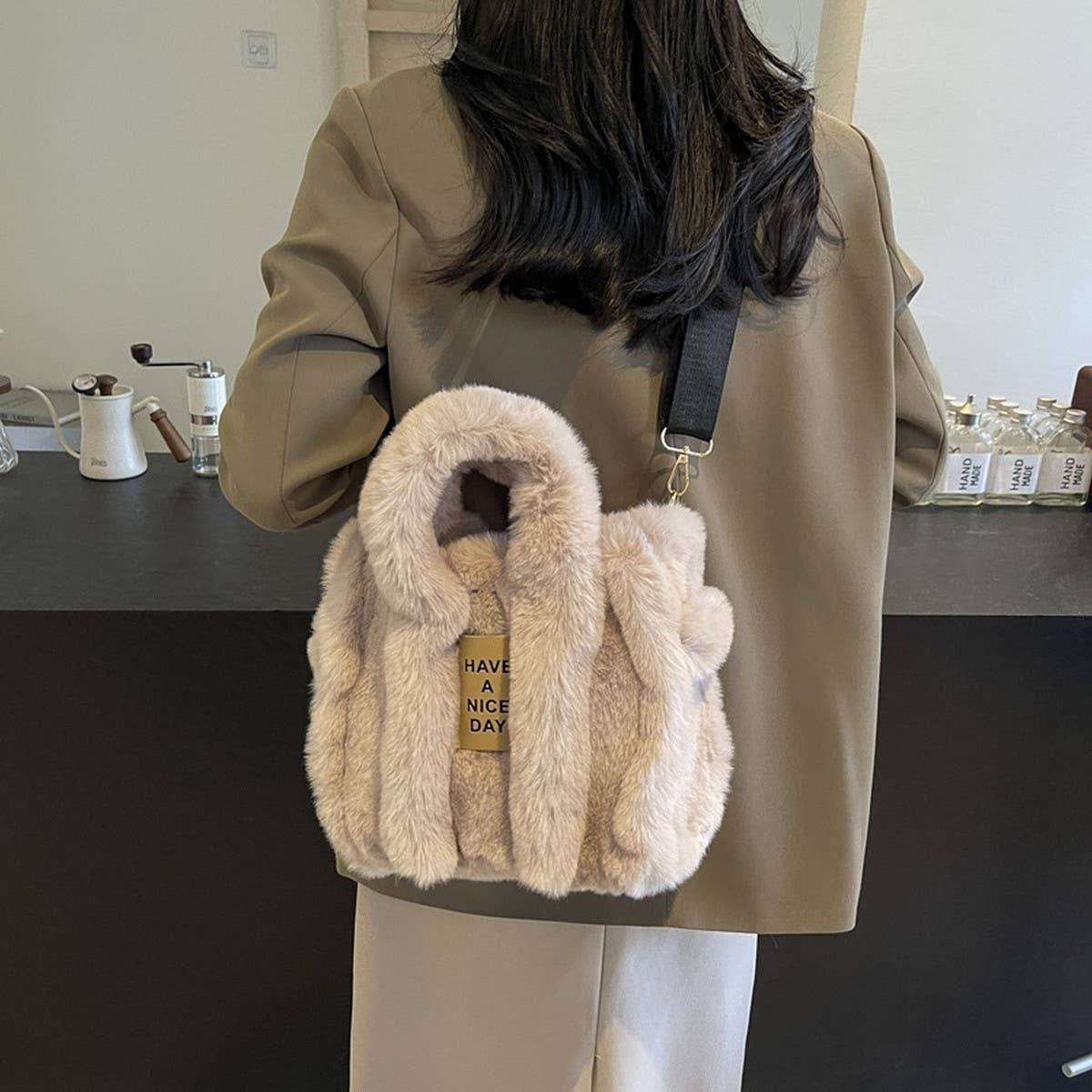 WINTER FAUX RABBIT FUR CROSSBODY HANDBAG PLUSH BAG_CWAB3998