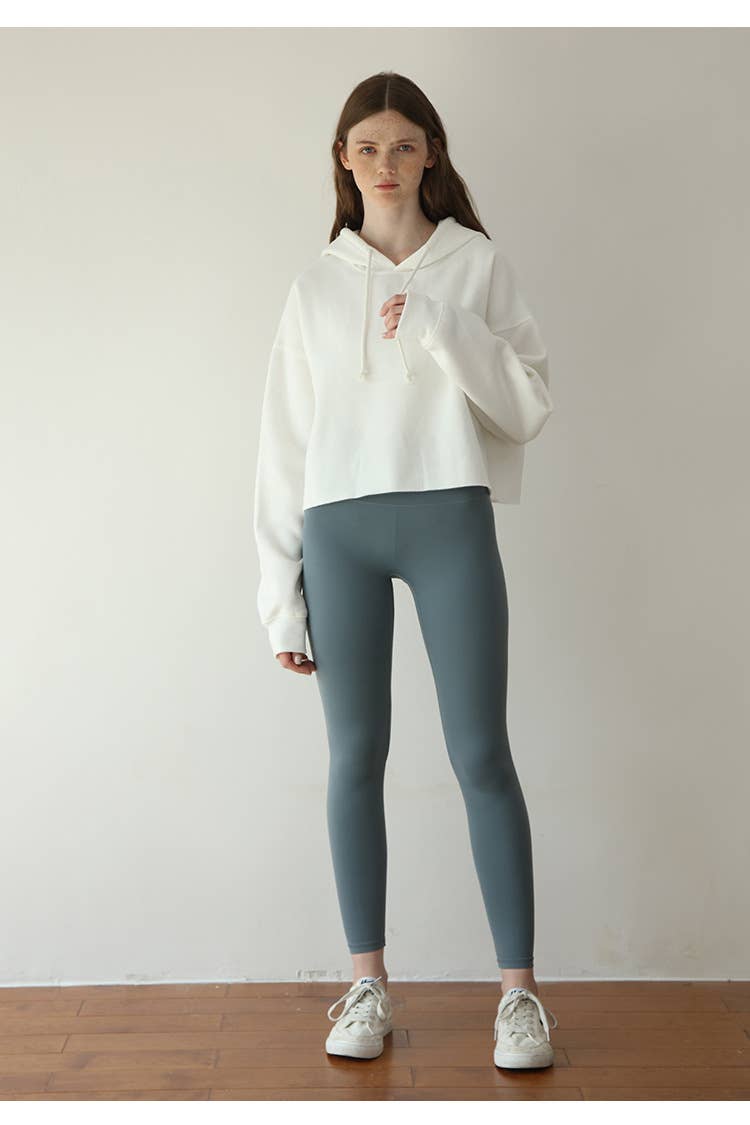 Fleece solid color sporty hooded sweatshirt