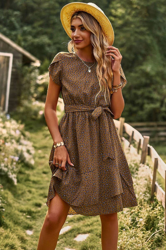 CWDSD2342_Round Neck Short Sleeve Tiered Waist Midi Dress