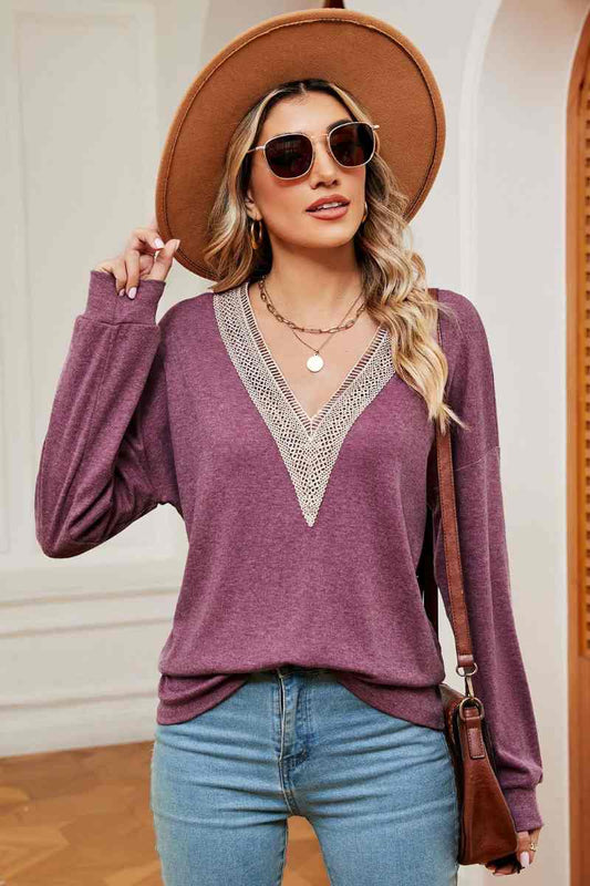 CWTBLL2842_AUTUMN LOOSE LACE V-NECK LONG SLEEVE TOP