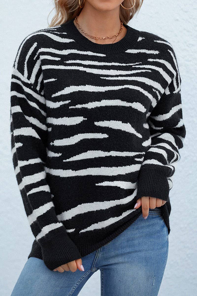 CWOSWL2942_CREW NECK ZEBRA PRINT KNITTED SWEATER
