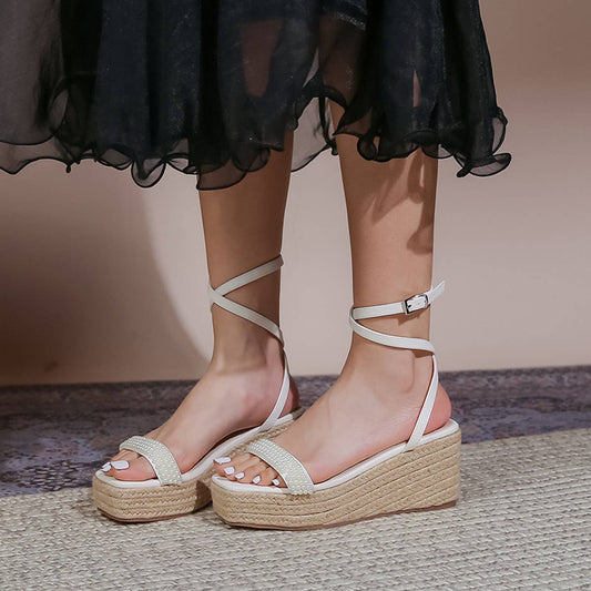 FASHIONABLE SQUARE TOE STRAPPY HIGH HEELS