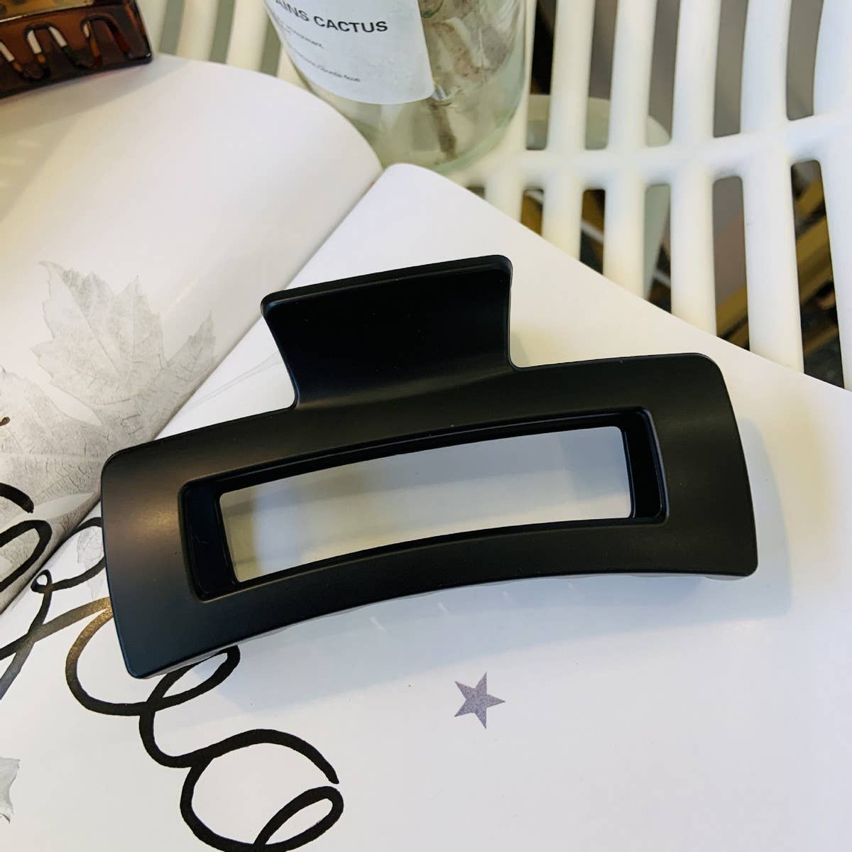 CWAHA1558_4.92"SIMPLE RECTANGLE LARGE HAIR CLAW CLIP