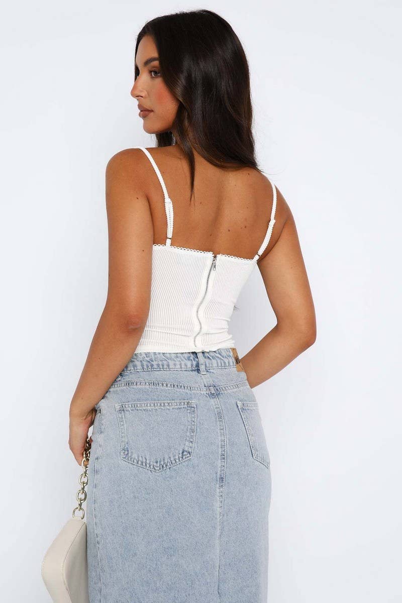 CWTTK1137_LACE TRIM WAIST TIE CROP CAMI VACATION TOP