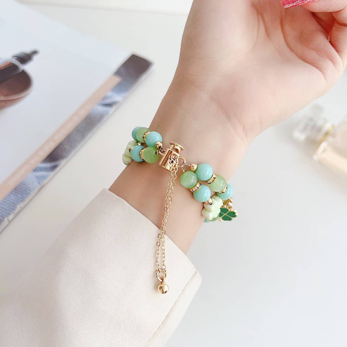 APPLE WATCH9-1 FOUR-LEAF CLOVER CAT'S EYE BEADSTRAP_CWWW0063