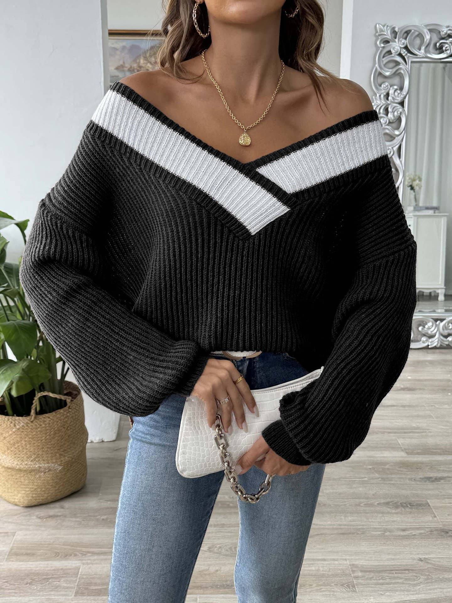 COLOR CONTRAST PATCHWORK V-NECK PULLOVER SWEATER