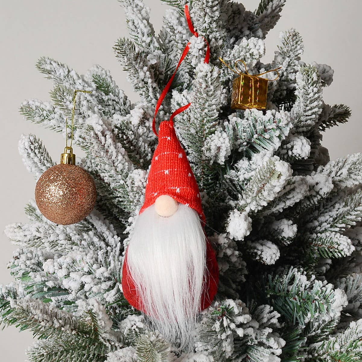 CHRISTMAS DECORATIONS CHRISTMAS TREE ORNAMENTS