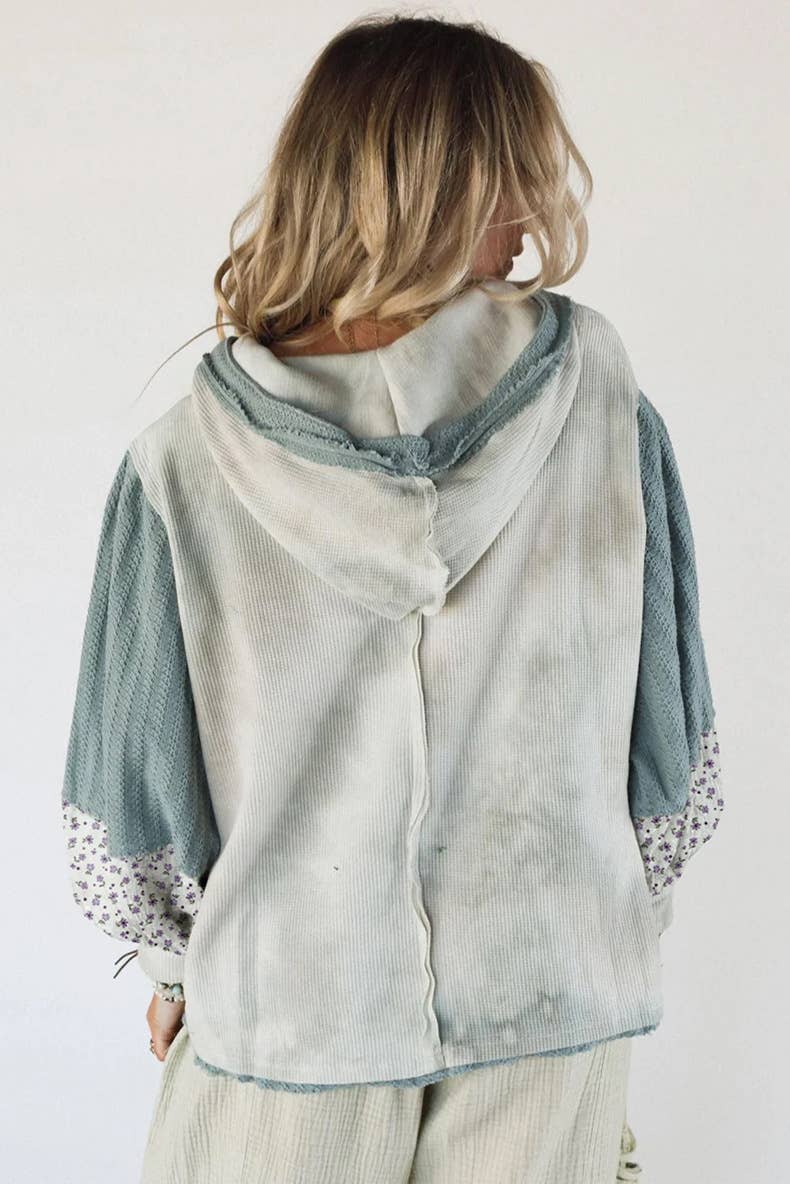 Fashionable floral patchwork pullover top